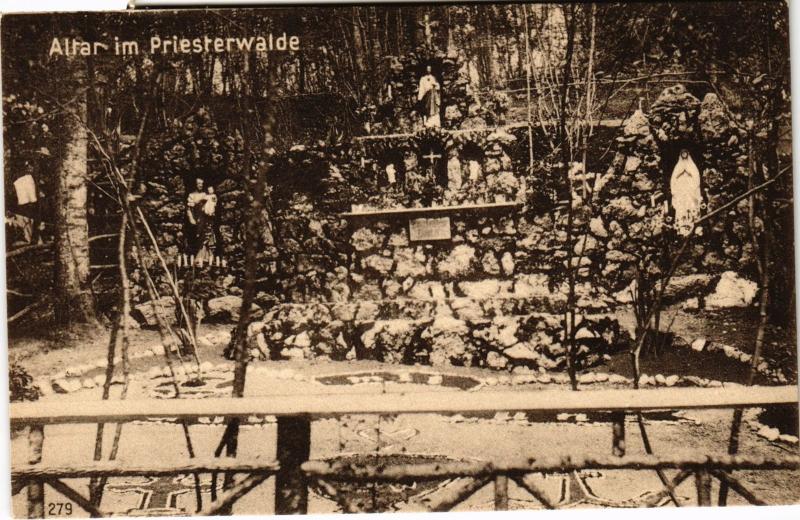Carte postale ancienne Altar im Priesterwalde