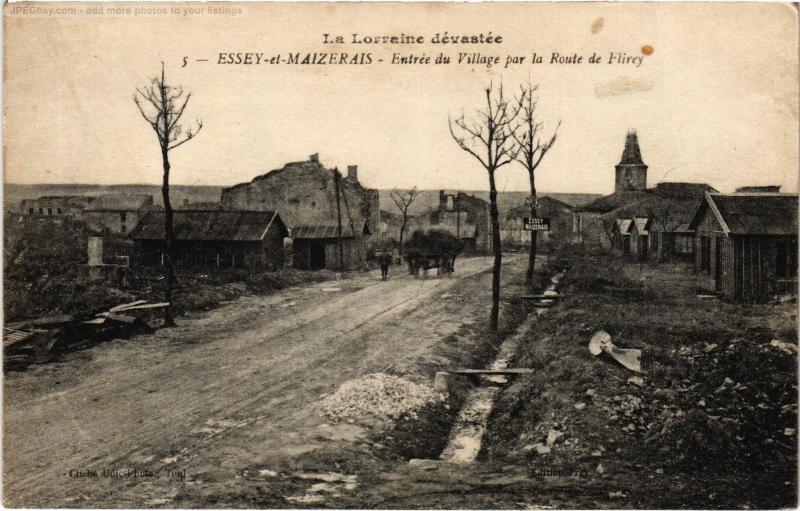 Carte postale ancienne Essey entree du village