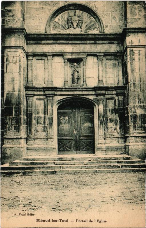 Carte postale ancienne Blenod portail de l'eglise