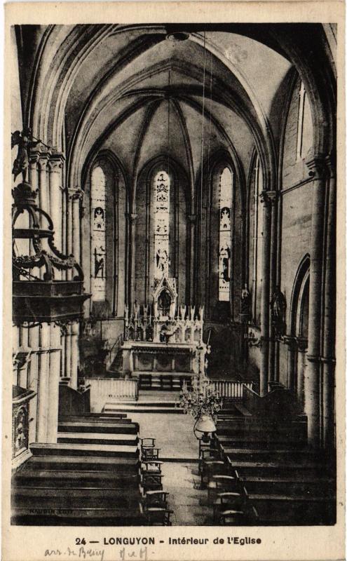 Carte postale ancienne Longuyon interieur de l'eglise à Longuyon