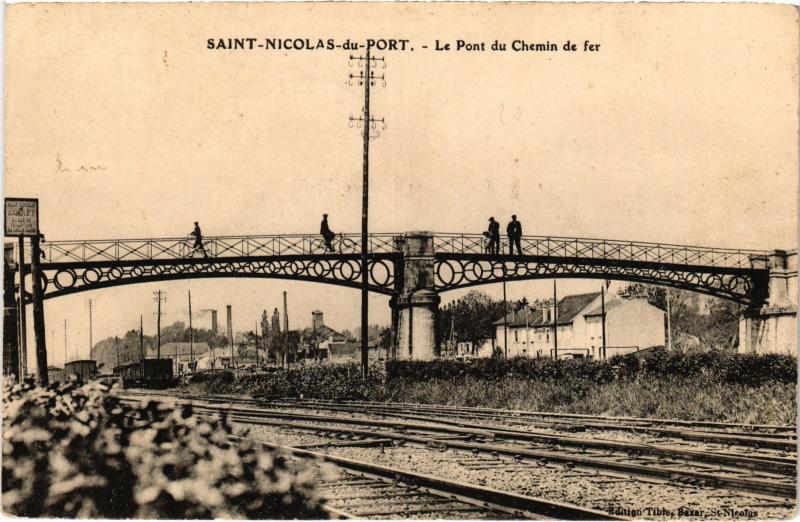 Carte postale ancienne St Nicolas du Port Pont du Chemin de fer