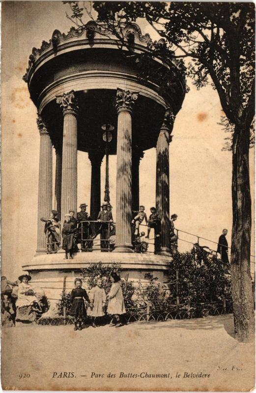 Carte postale ancienne Parc des Buttes-Chaumont, le Belvédère à Paris 19e