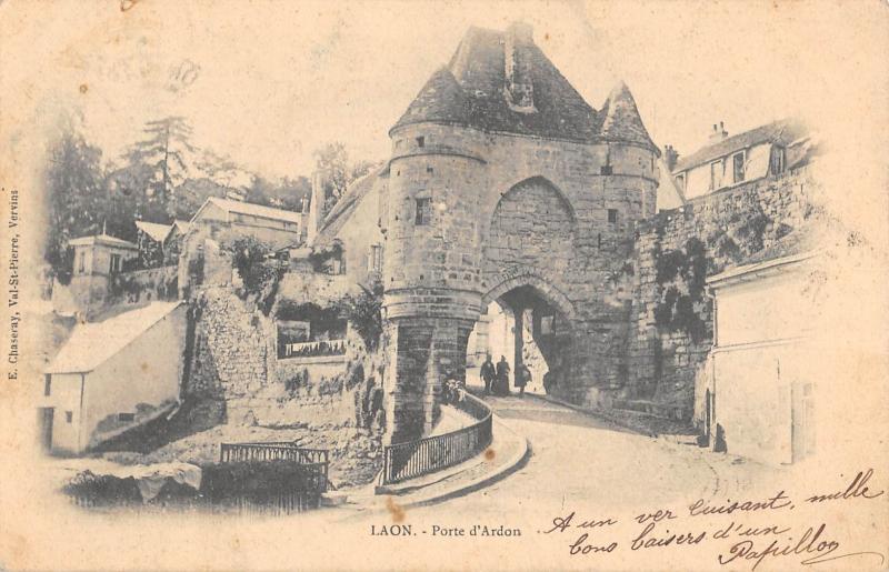Carte postale ancienne Laon - Porte D'Ardon à Laon