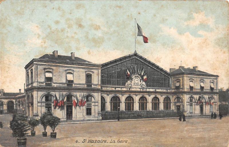 Carte postale ancienne Saint Nazaire - La Plage à Saint-Nazaire