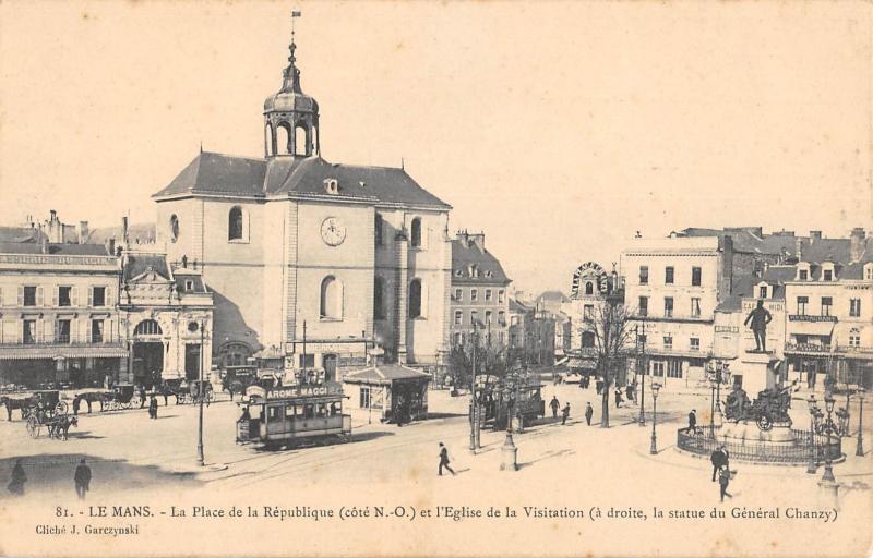 Carte postale ancienne Le Mans - Place De La Republique au Mans