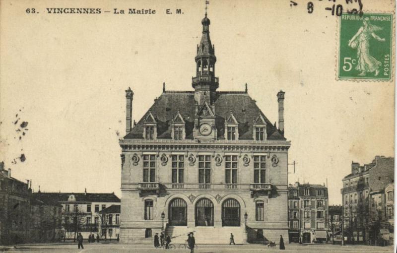 Carte postale ancienne Vincennes-La Mairie à Vincennes