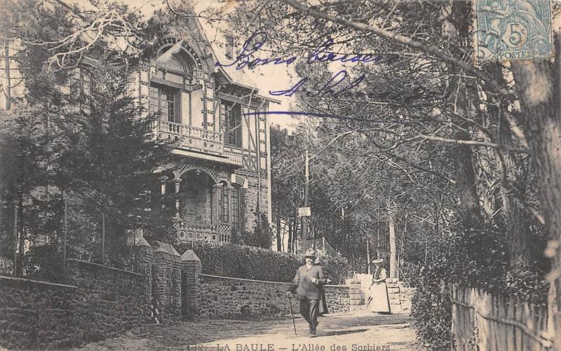 Carte postale ancienne La Baule - Allee Des Sorbiers