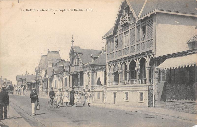 Carte postale ancienne La Baule - Boulevard Darlu
