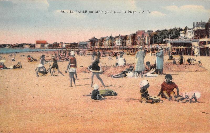 Carte postale ancienne La Baule Sur Mer - La Plage
