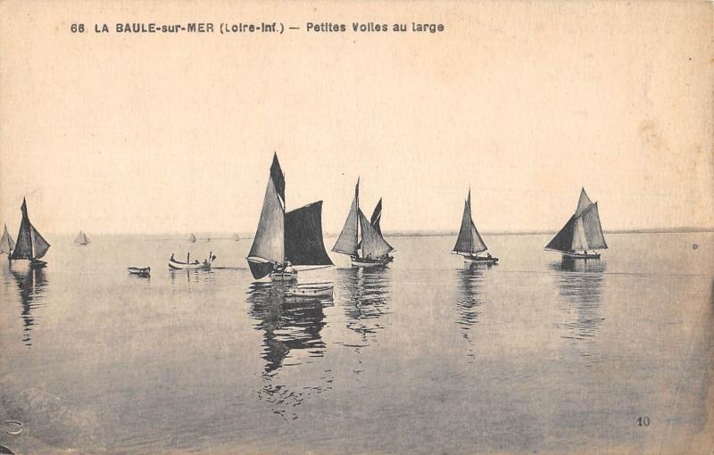 Carte postale ancienne La Baule Sur Mer - Petites Voiles Au Large