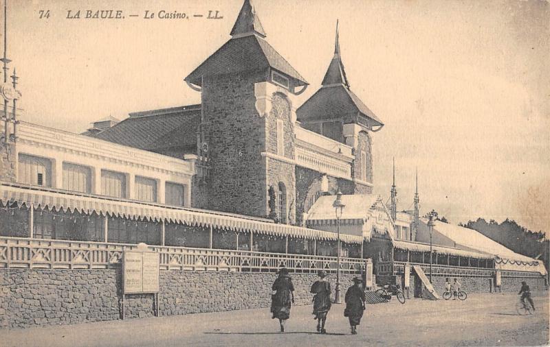 Carte postale ancienne La Baule - Le Casino
