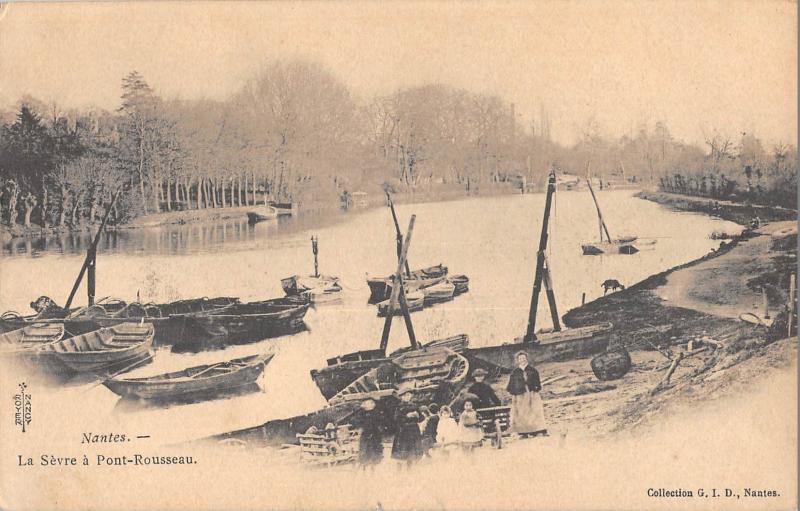 Carte postale ancienne La Sevre A Pont Rousseau