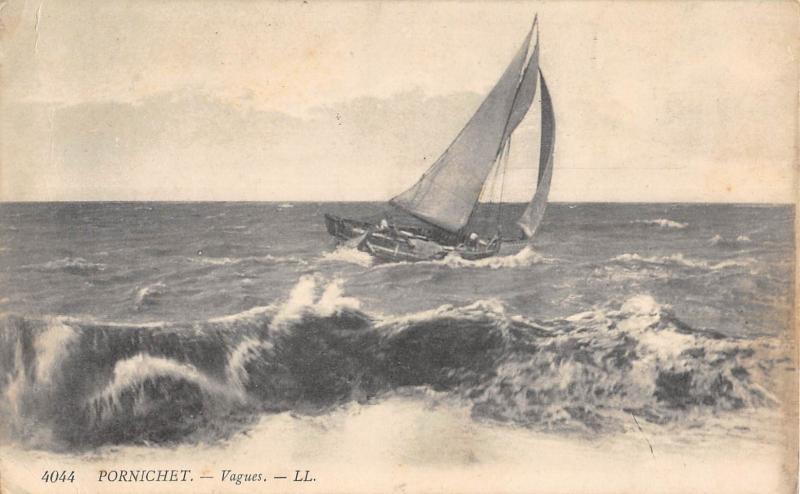 Carte postale ancienne Pornichet - Vagues à Pornichet