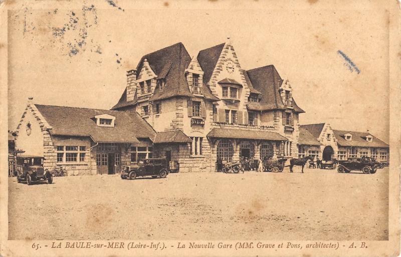 Carte postale ancienne La Baule Sur Mer - La Nouvelle Gare