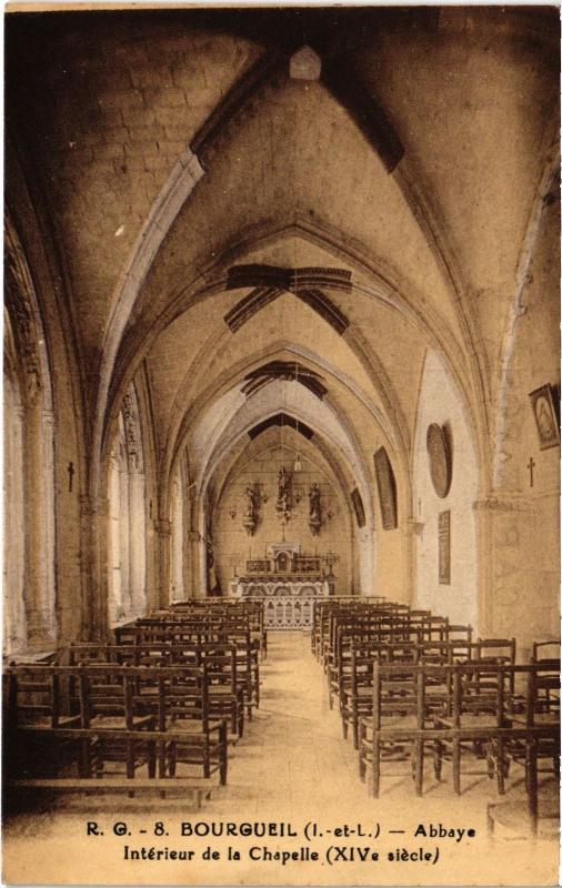 Carte postale ancienne Bourgueil interieur de la Chapelle à Bourgueil