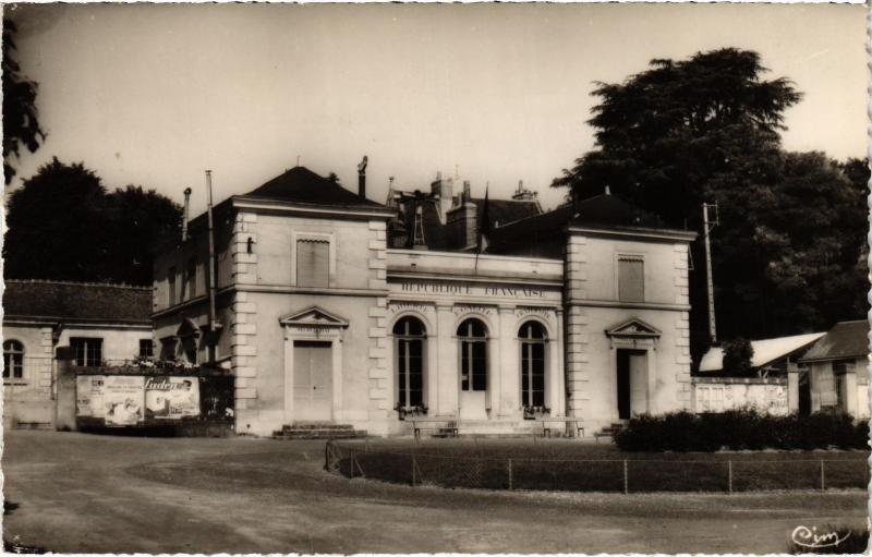 Carte postale ancienne Rochecorbon la Mairie à Rochecorbon