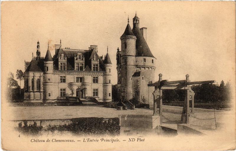 Carte postale ancienne Chenonceaux le chateau entree principale à Chenonceaux