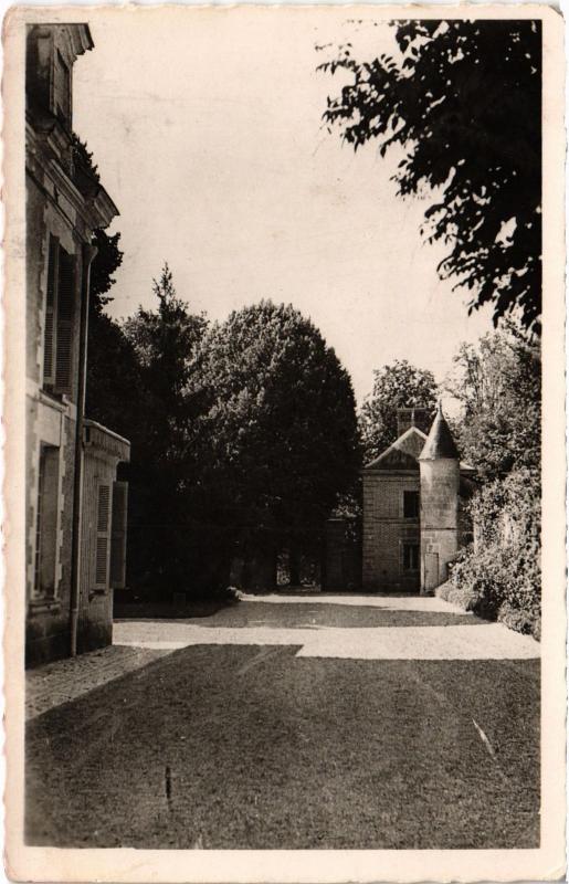 Carte postale ancienne Reugny Chateau de Launay à Reugny