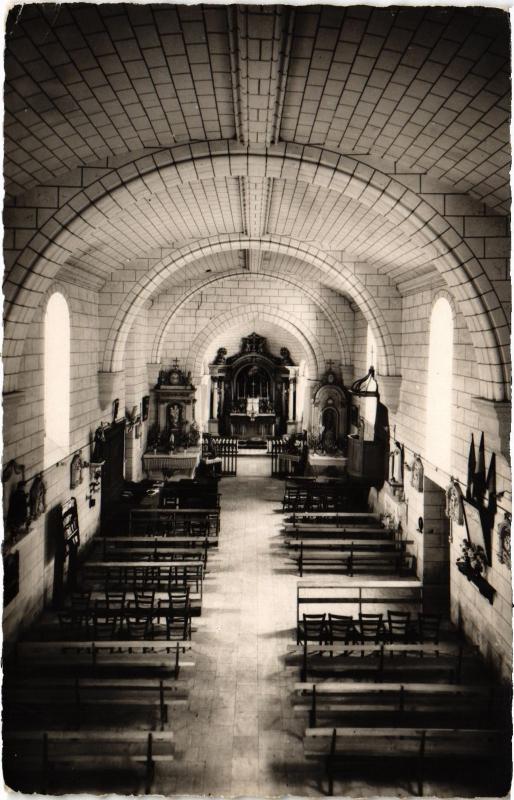 Carte postale ancienne Le Boulay interieur de l'eglise au Boulay