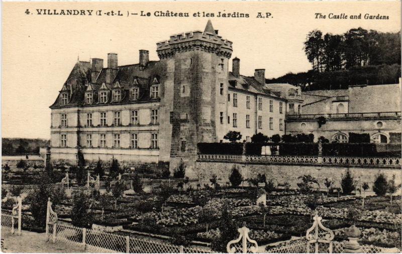 Carte postale ancienne Villandry le chateau et les jardins à Villandry