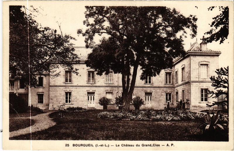Carte postale ancienne Bourgueil Chateau du Grand Clos à Bourgueil