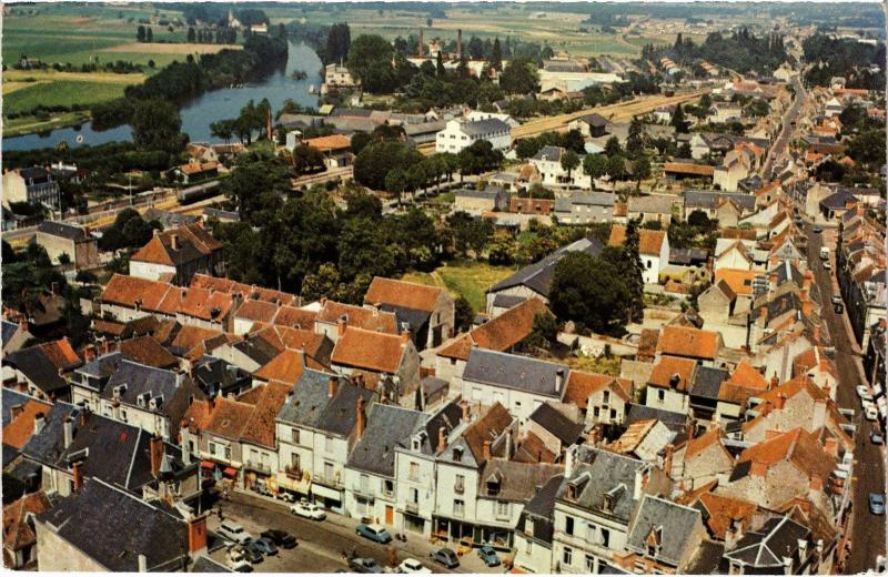 Carte postale ancienne La Haye Descartes vue d'ensemble à Descartes