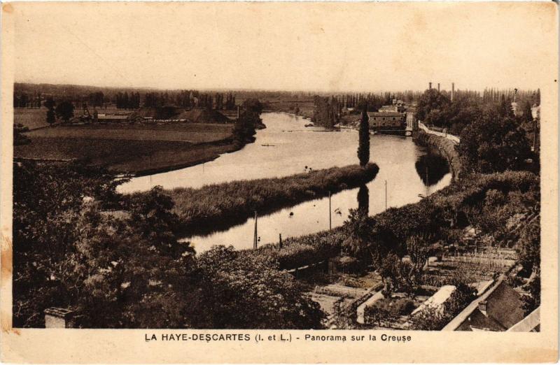 Carte postale ancienne La Haye Descartes panorama à Descartes