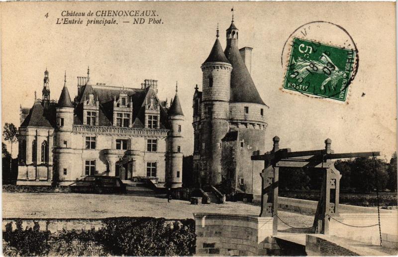 Carte postale ancienne Chenonceaux le chateau entree principale à Chenonceaux
