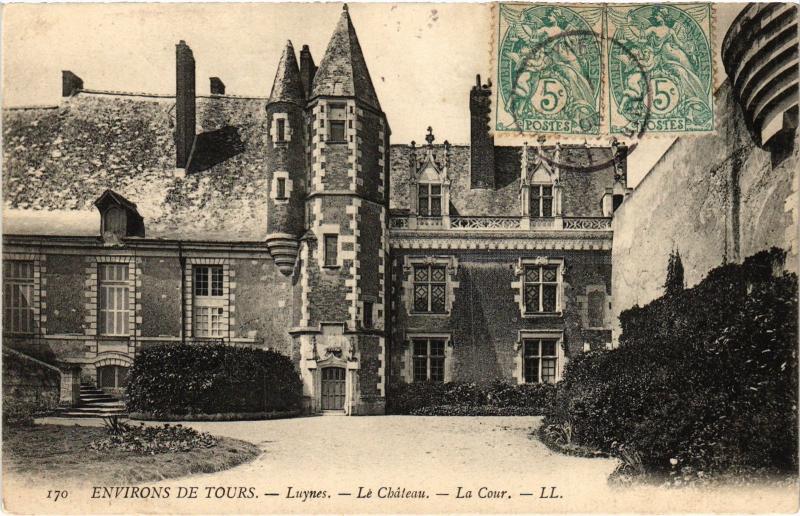 Carte postale ancienne Luynes le chateau à Luynes