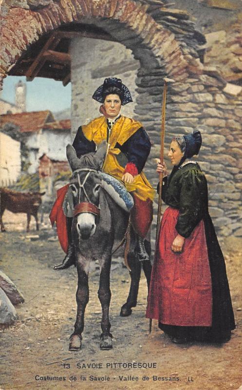 Carte postale ancienne Savoie Pittoresque - Costumes de la Savoie - Vallée de Bessans à Beaufort