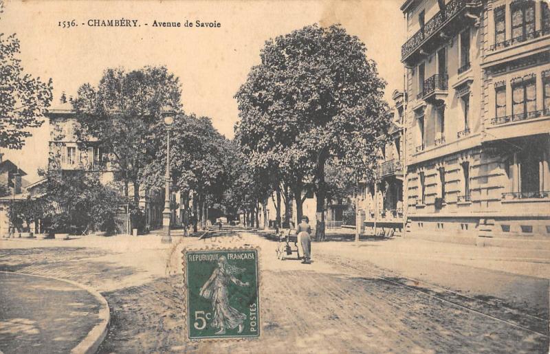 Carte postale ancienne Chambery - Avenue De Savoie à Chambéry