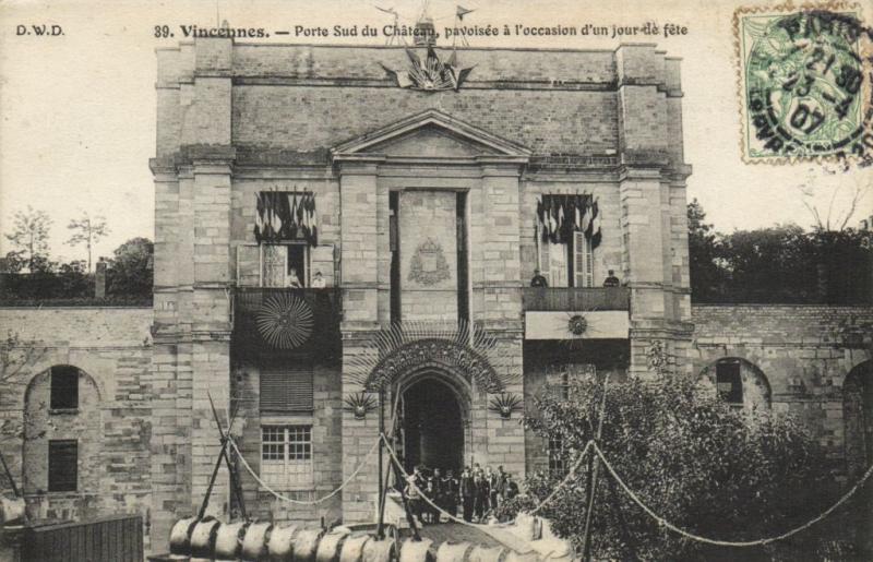Carte postale ancienne Vincennes-Porte Sud du Cháteau à Vincennes