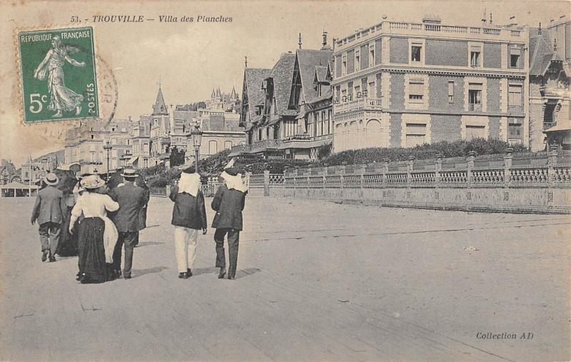 Carte postale ancienne Trouville - Villa Des Planches