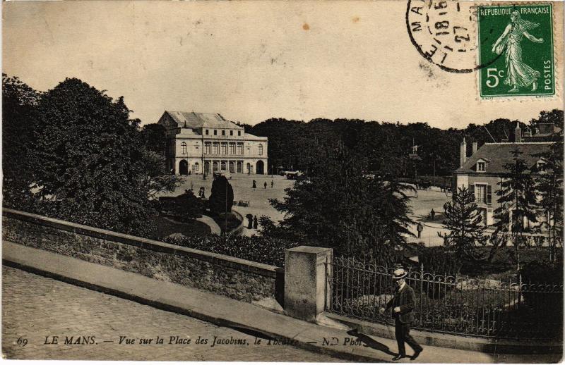 Carte postale ancienne Le Mans vue sur la Place des Jacobins au Mans
