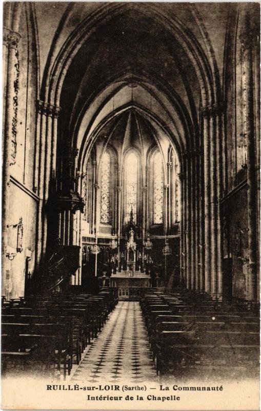 Carte postale ancienne Ruille interieur de la Chapelle