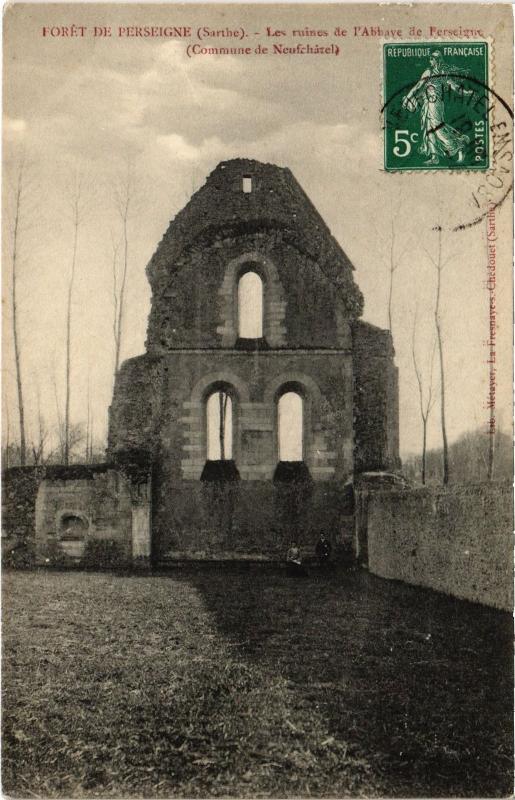 Carte postale ancienne Foret de Preseigne Ruines de l'Abbaye de Perseigne