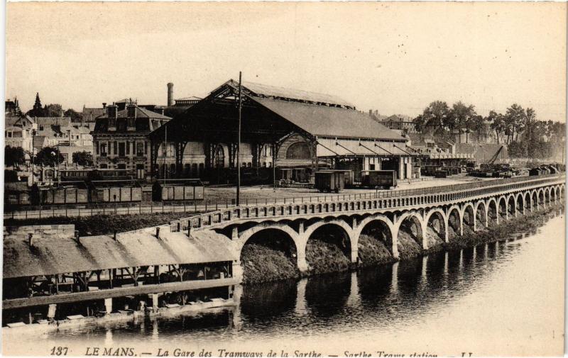 Carte postale ancienne Le Mans la gare au Mans