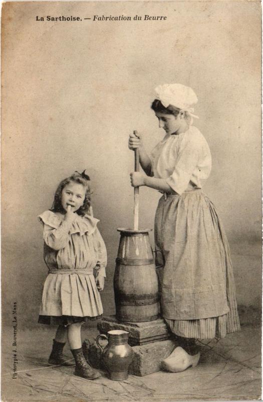 Carte postale ancienne La Sarthoise Fabrication du Beurre