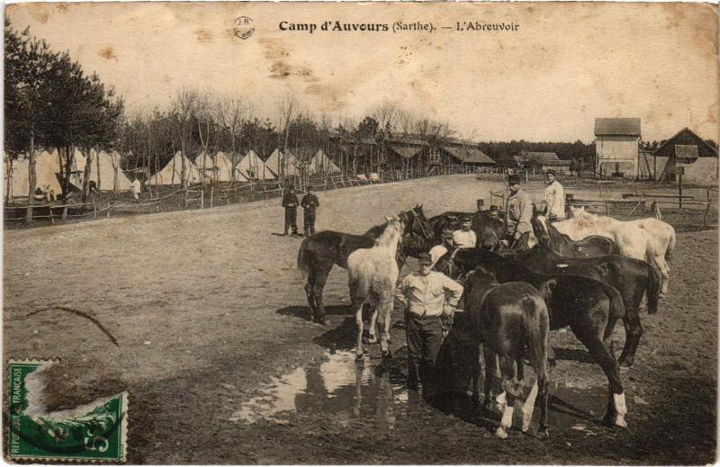 Carte postale ancienne Camp d'Auvours Abreuvoir