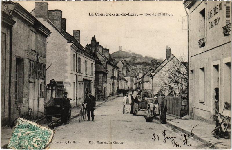 Carte postale ancienne La Chartre sur le Loir Rue de Chatillon à La Chartre-sur-le-Loir