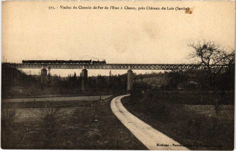 Carte postale ancienne Chenu Viaduc du Chemin de Fer à Chenu