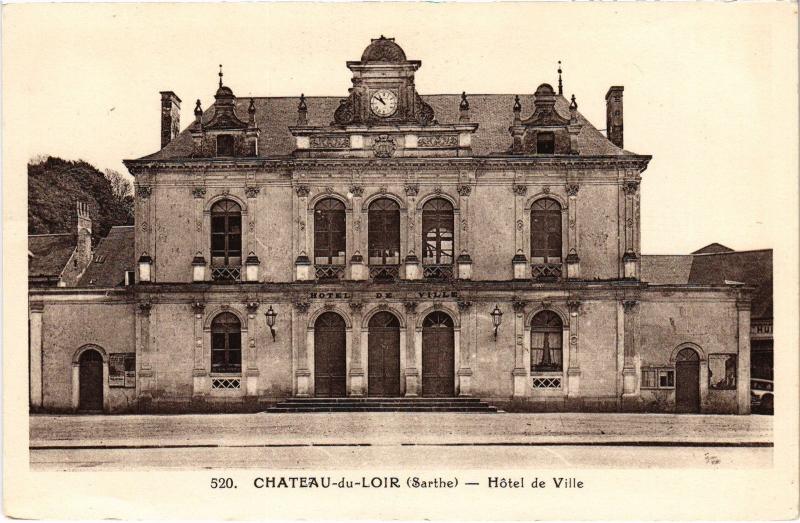 Carte postale ancienne Chateau du Loir Hotel de Ville