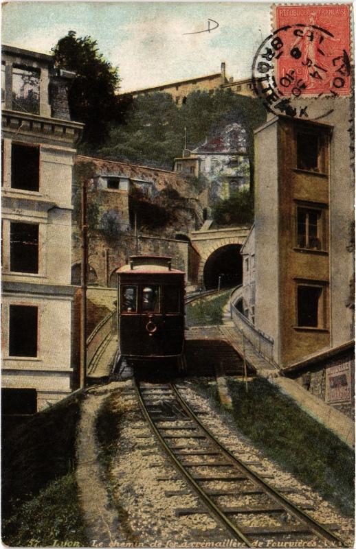 Carte postale ancienne Lyon - Le chemin de fer a cremailler de FOURVIEREs à Lyon