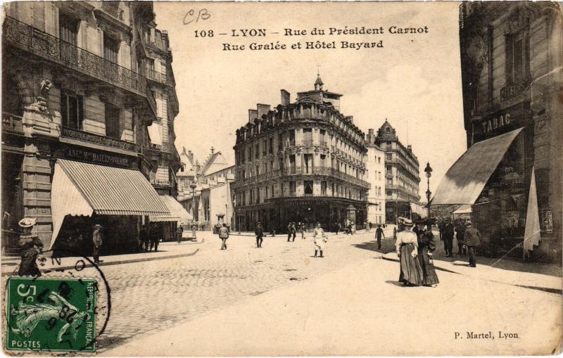 Carte postale ancienne Lyon - Rue du President Carnot à Lyon