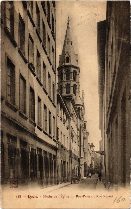 Carte postale ancienne Lyon - Fleche de l'Eglise du Bon-Pasteur à Lyon