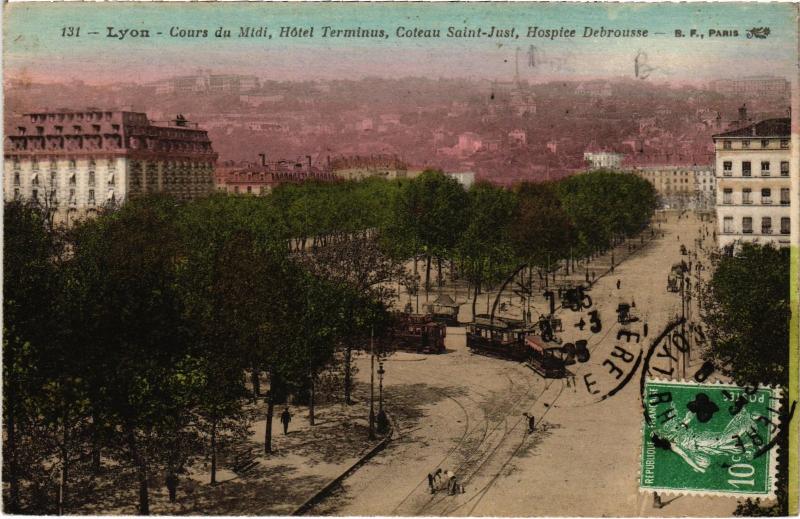 Carte postale ancienne Lyon - Cours du Midi Hotel Treminus à Lyon