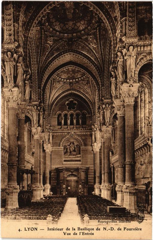 Carte postale ancienne Lyon - Intérieur de la Basilique de N.-D. Fourviere à Lyon