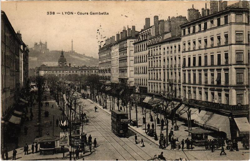 Carte postale ancienne Lyon - Cours Gambetta à Lyon