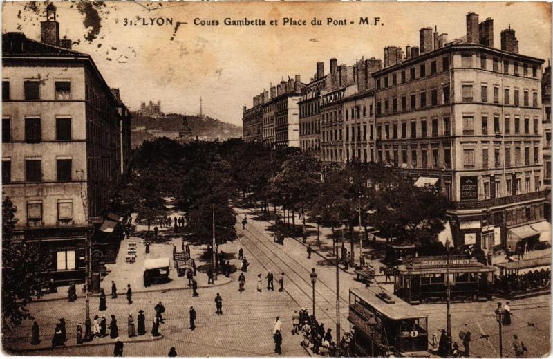 Carte postale ancienne Lyon - Cours Gambetta et Place du Pont à Lyon