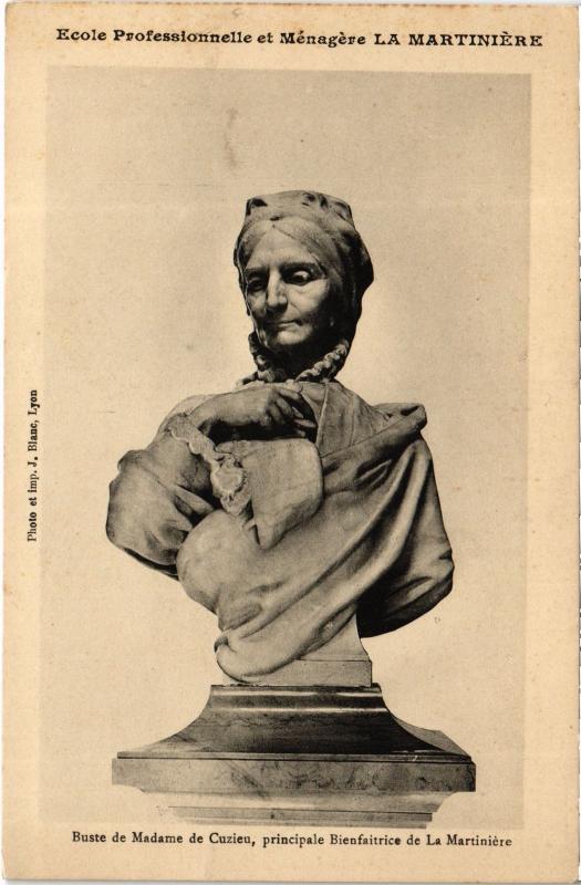 Carte postale ancienne Ecole Professionnelle et Menagere la Martiniere